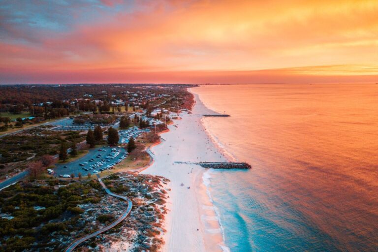 Australia thrills with outback and beaches