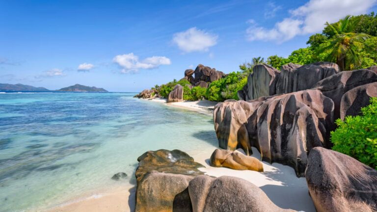 Luxury Holidays in Top Travel Countries (1)